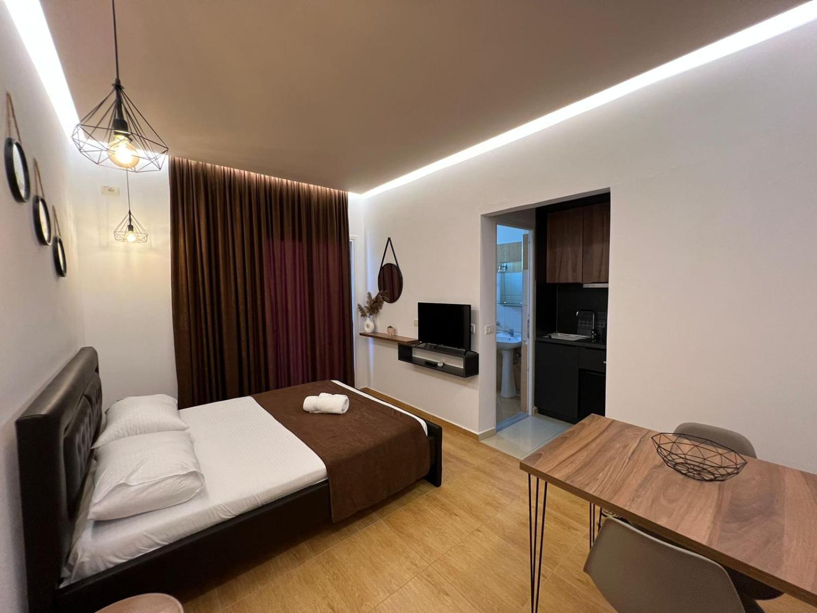 Apartments Sadiku With Sea View Sarande Luaran gambar