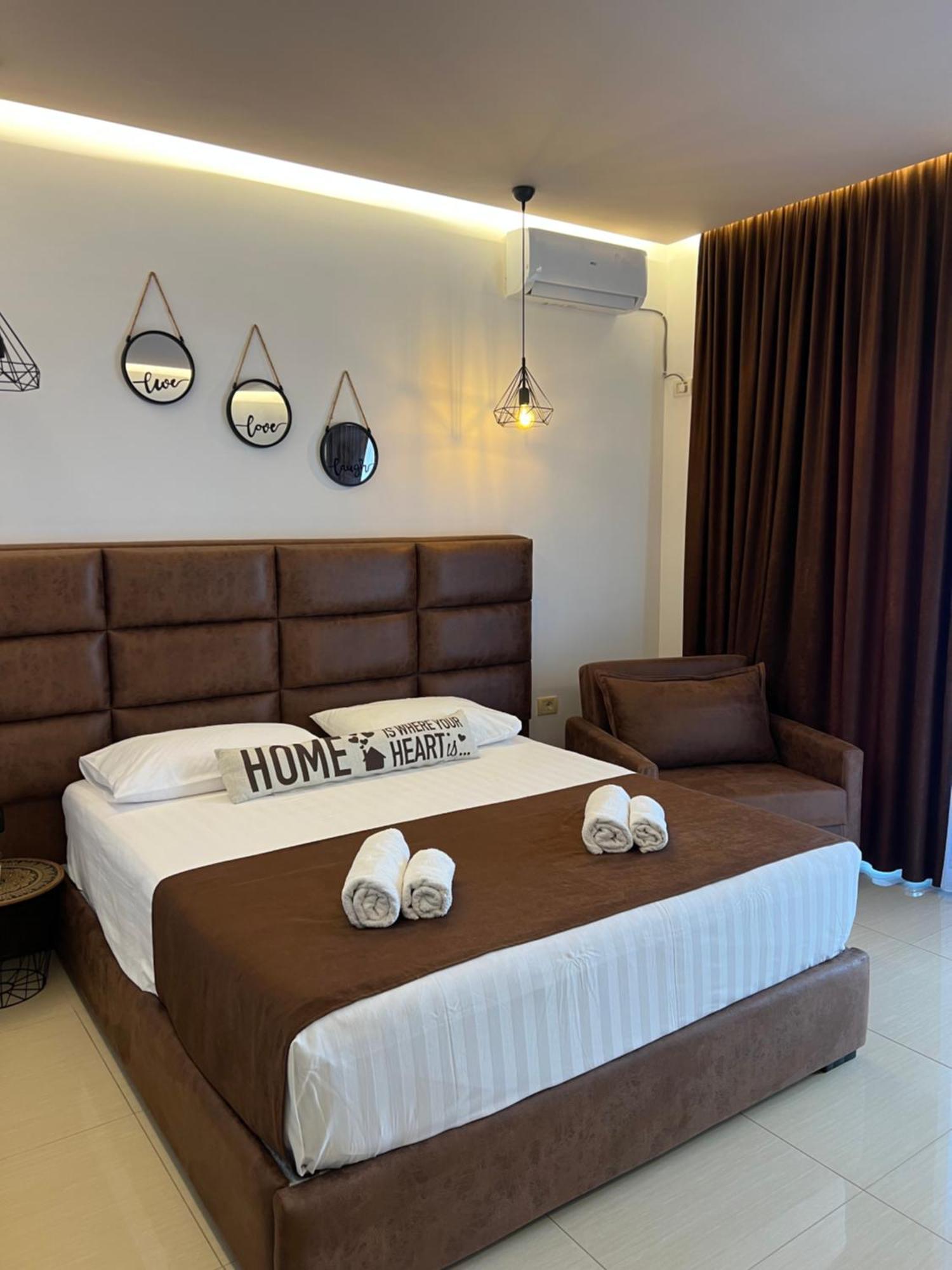 Apartments Sadiku With Sea View Sarande Luaran gambar